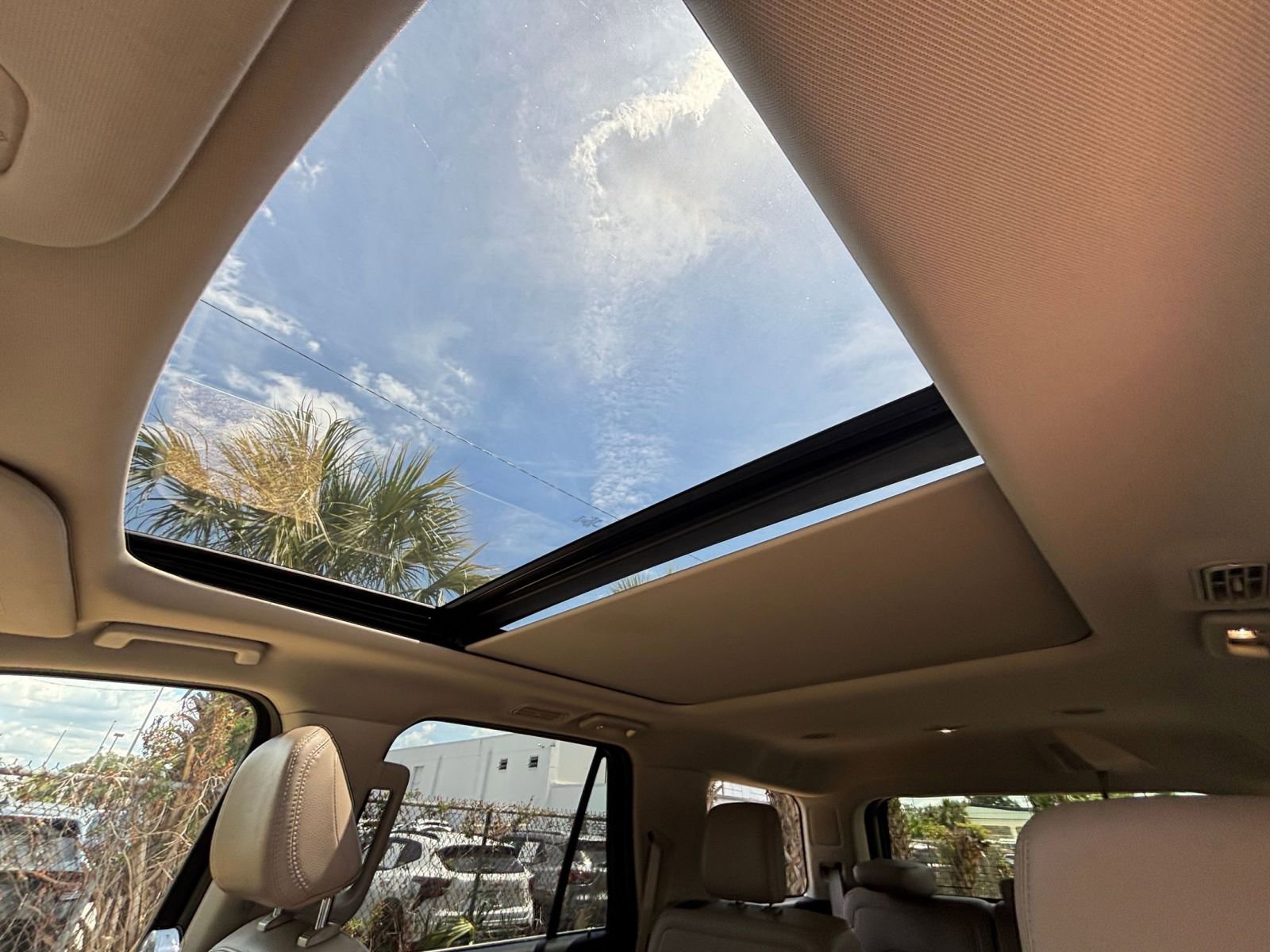 Used 2024 Ford Expedition Limited RWD image 32