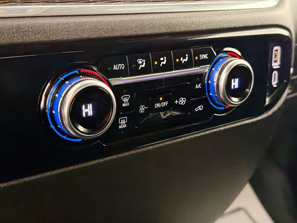 Used 2024 GMC Sierra 2500 SLE image 16