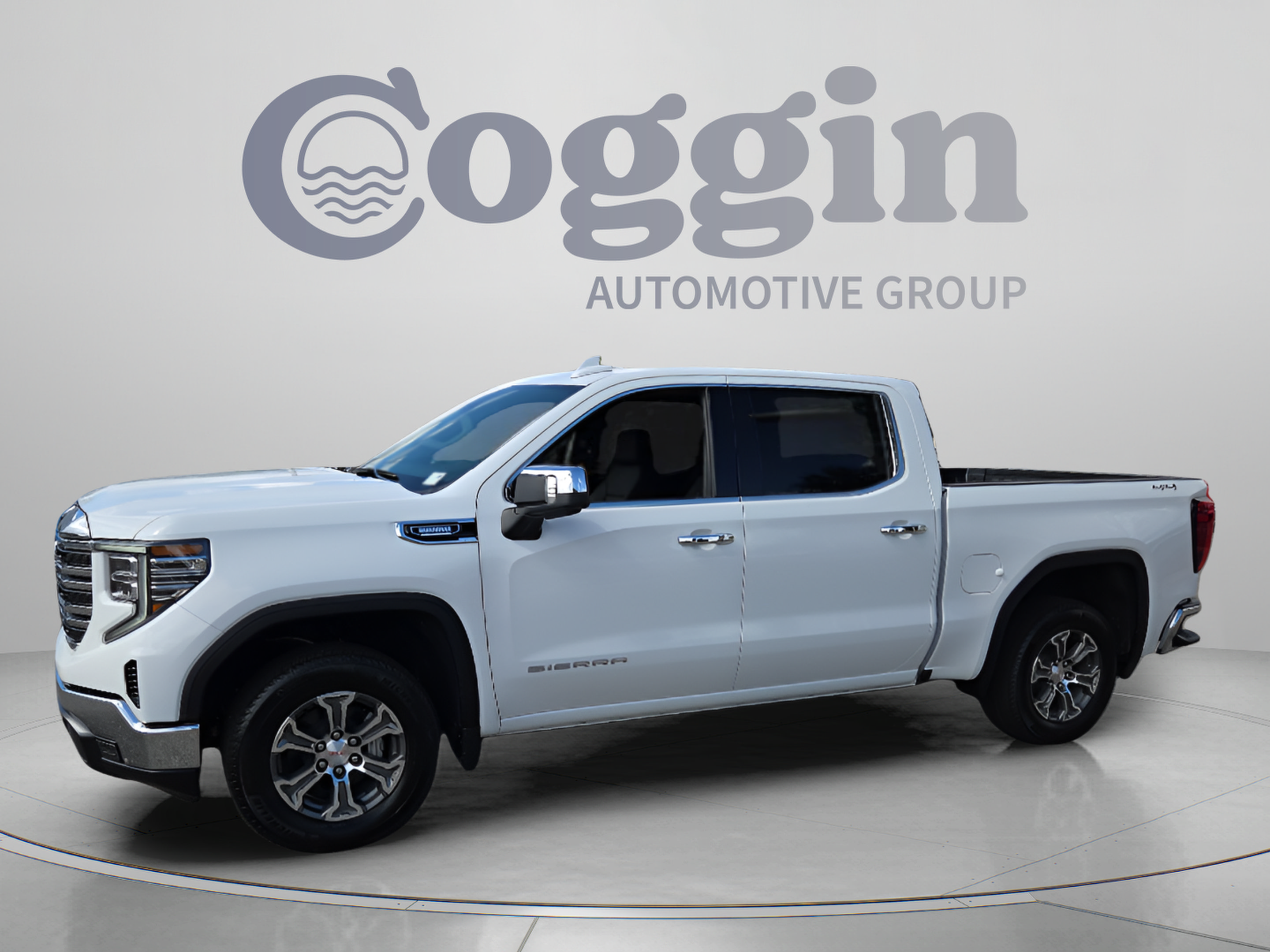 New 2026 GMC Sierra 1500 SLT AWD/4WD image 1