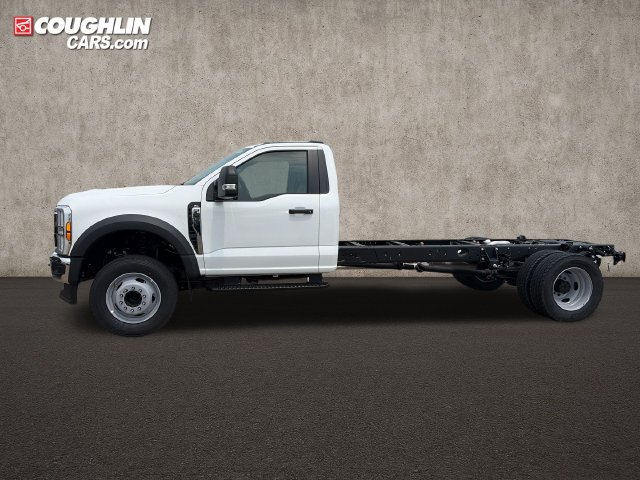 New 2026 Ford F600 2WD Regular Cab Super Duty w/ XL Chrome Package image 3
