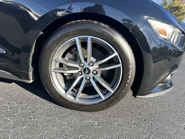 Used 2017 Ford Mustang Premium image 8