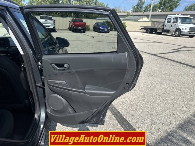 Used 2022 Hyundai Kona SEL FWD image 30