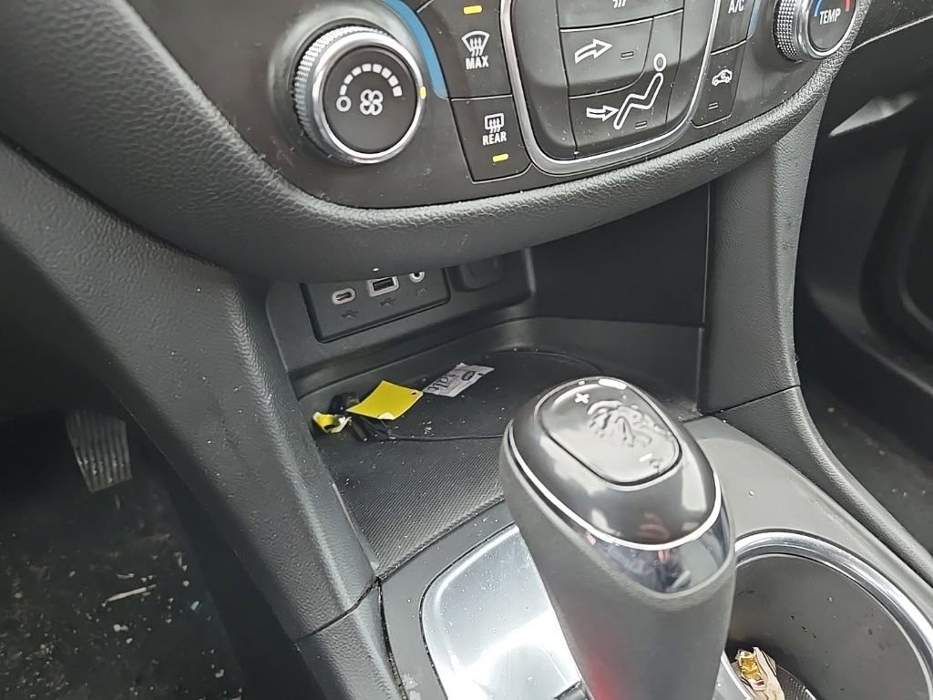 Used 2019 Chevrolet Equinox LT image 13