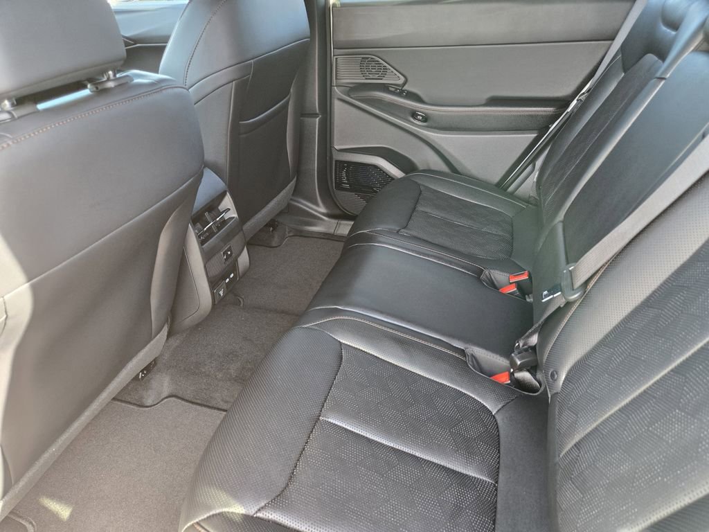 New 2026 Jeep Cherokee Overland image 17