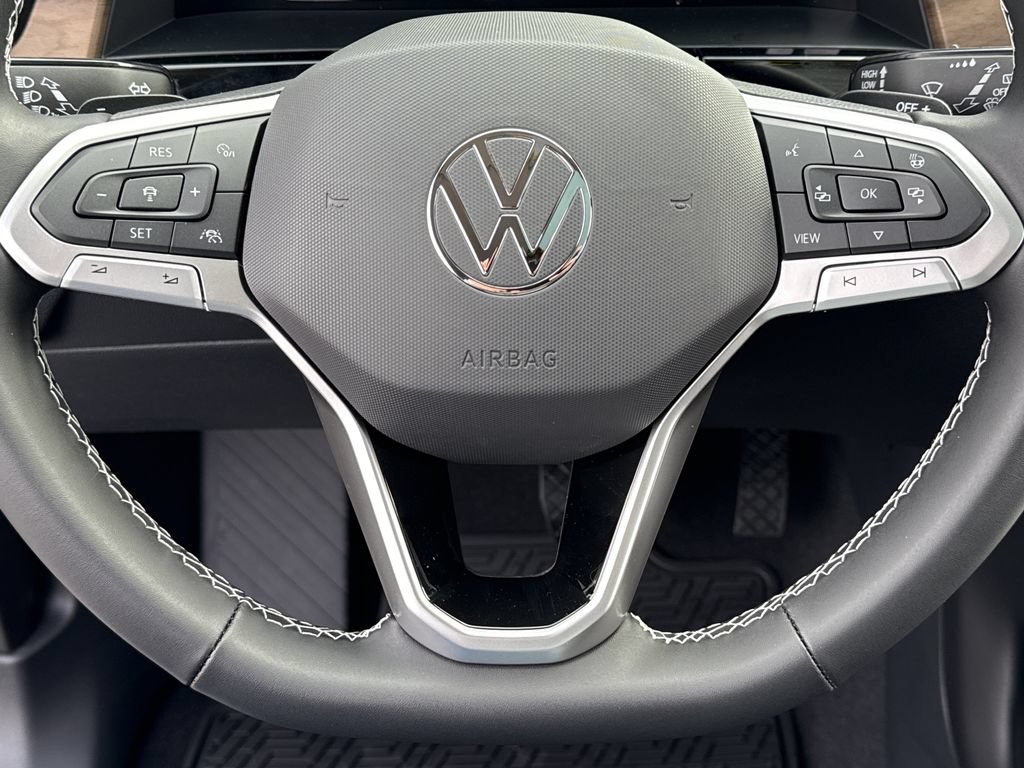 New 2026 Volkswagen Atlas SE FWD image 11