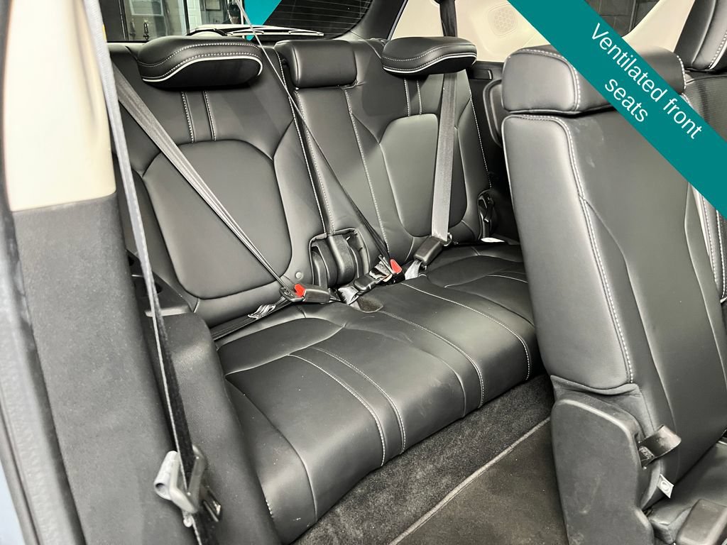 Used 2025 Honda Pilot Elite image 19