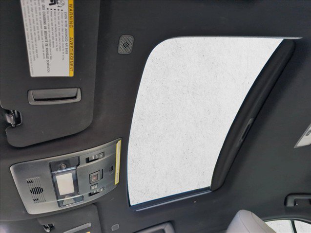 Used 2025 Lexus UX 300h FWD image 23