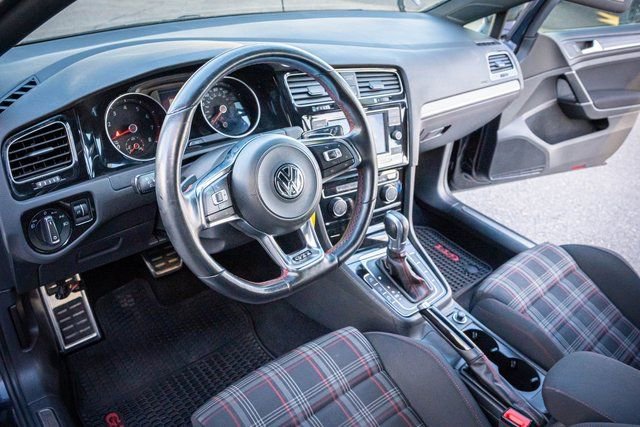 Used 2018 Volkswagen GTI S image 15