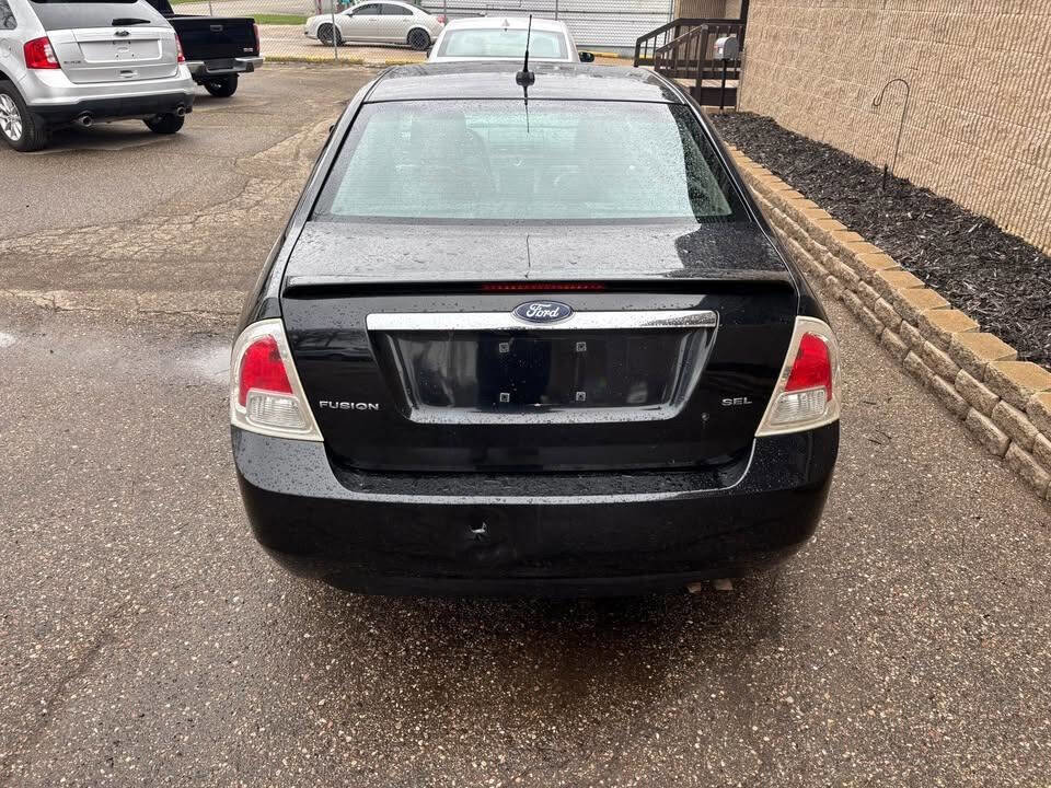 Used 2009 Ford Fusion SEL image 4
