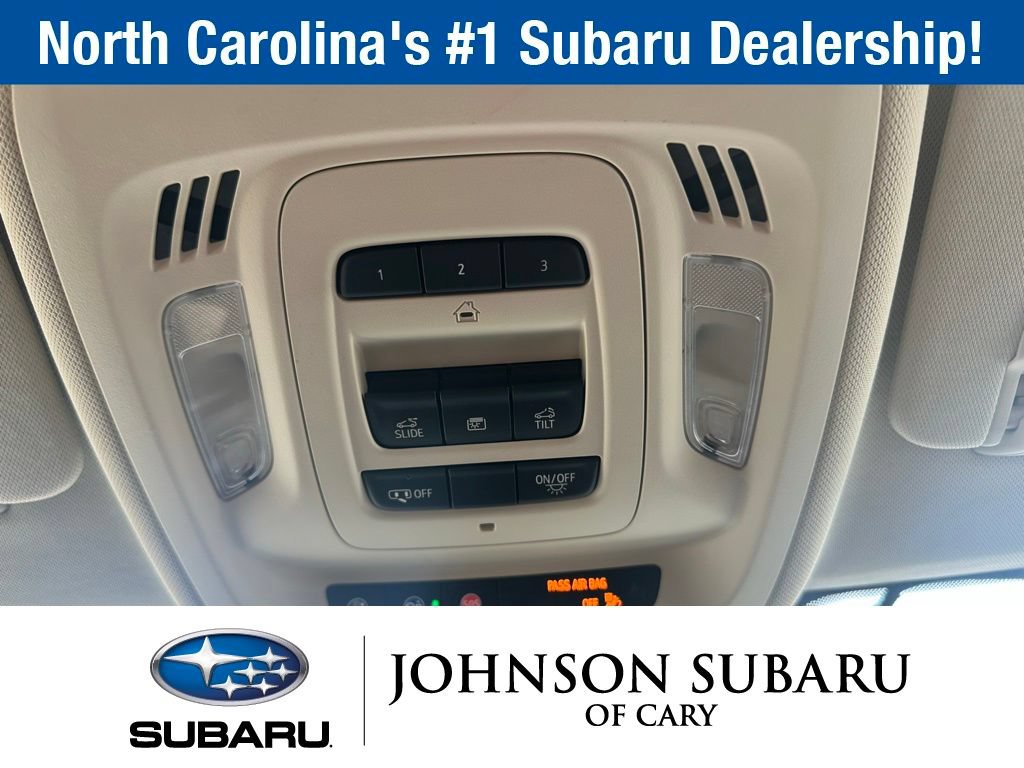 Used 2022 Buick Envision Avenir w/ Technology Package II AWD/4WD image 20