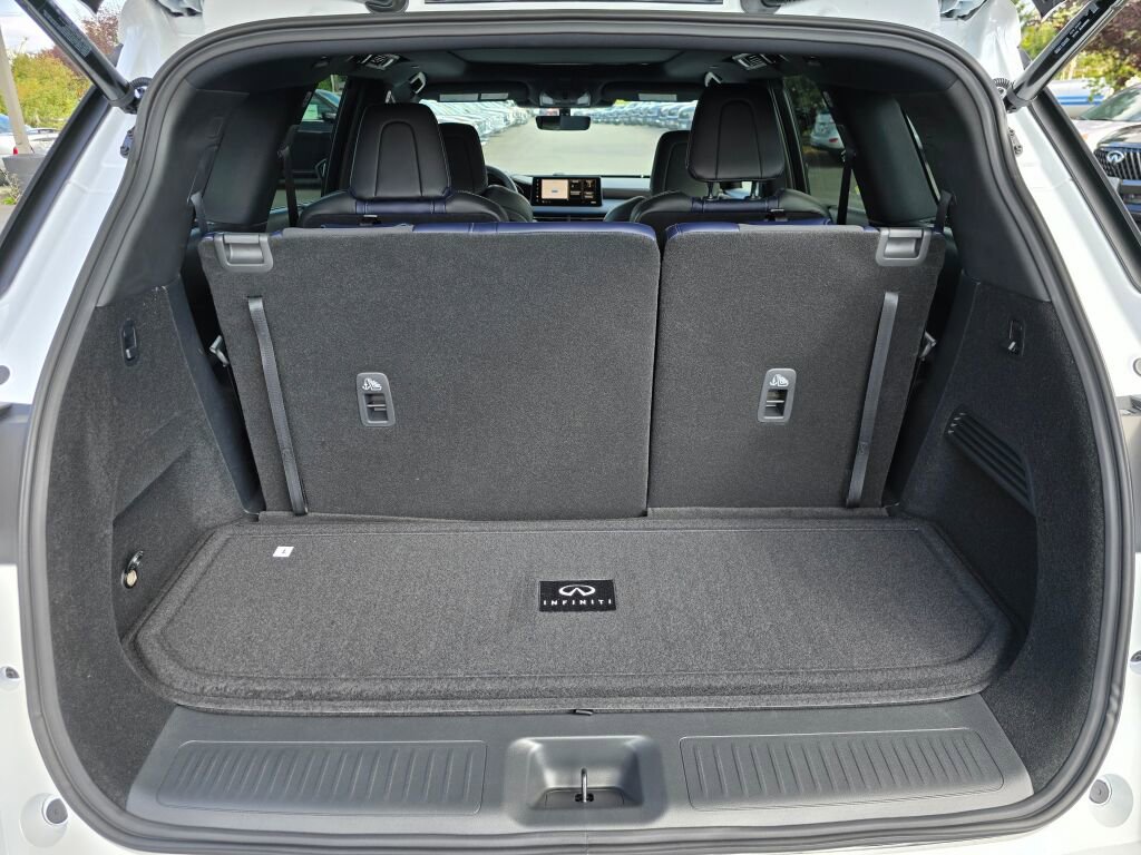 New 2026 INFINITI QX60 Sport w/ Dark Cargo Package image 14