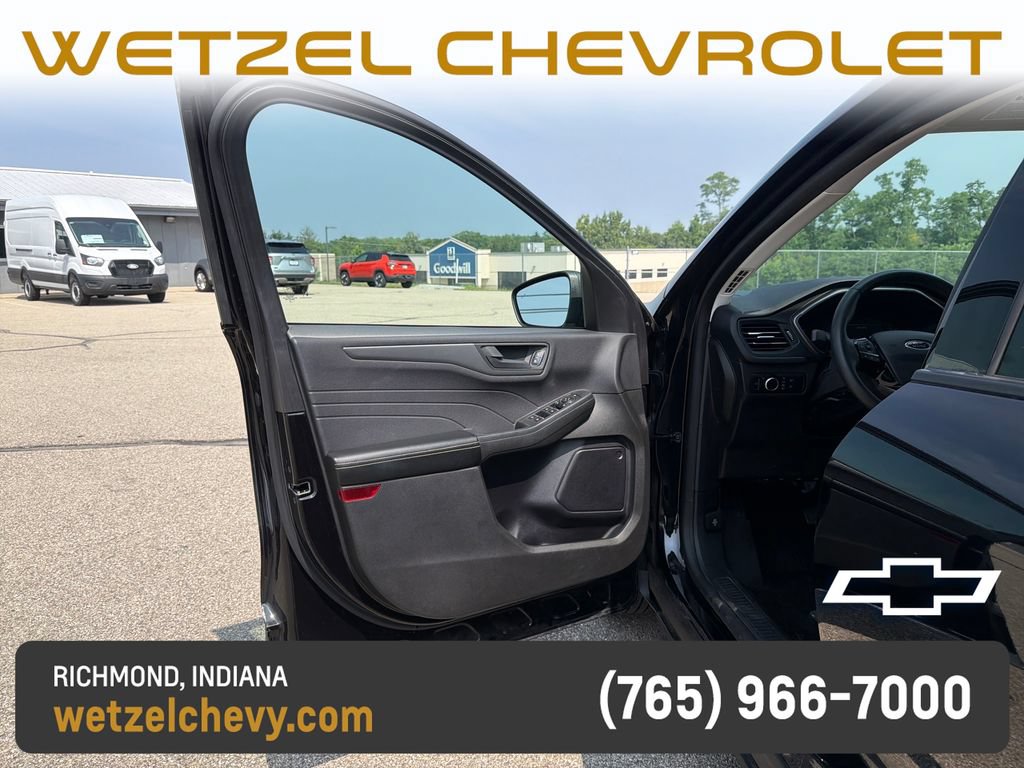 Used 2023 Ford Escape Active AWD/4WD image 11
