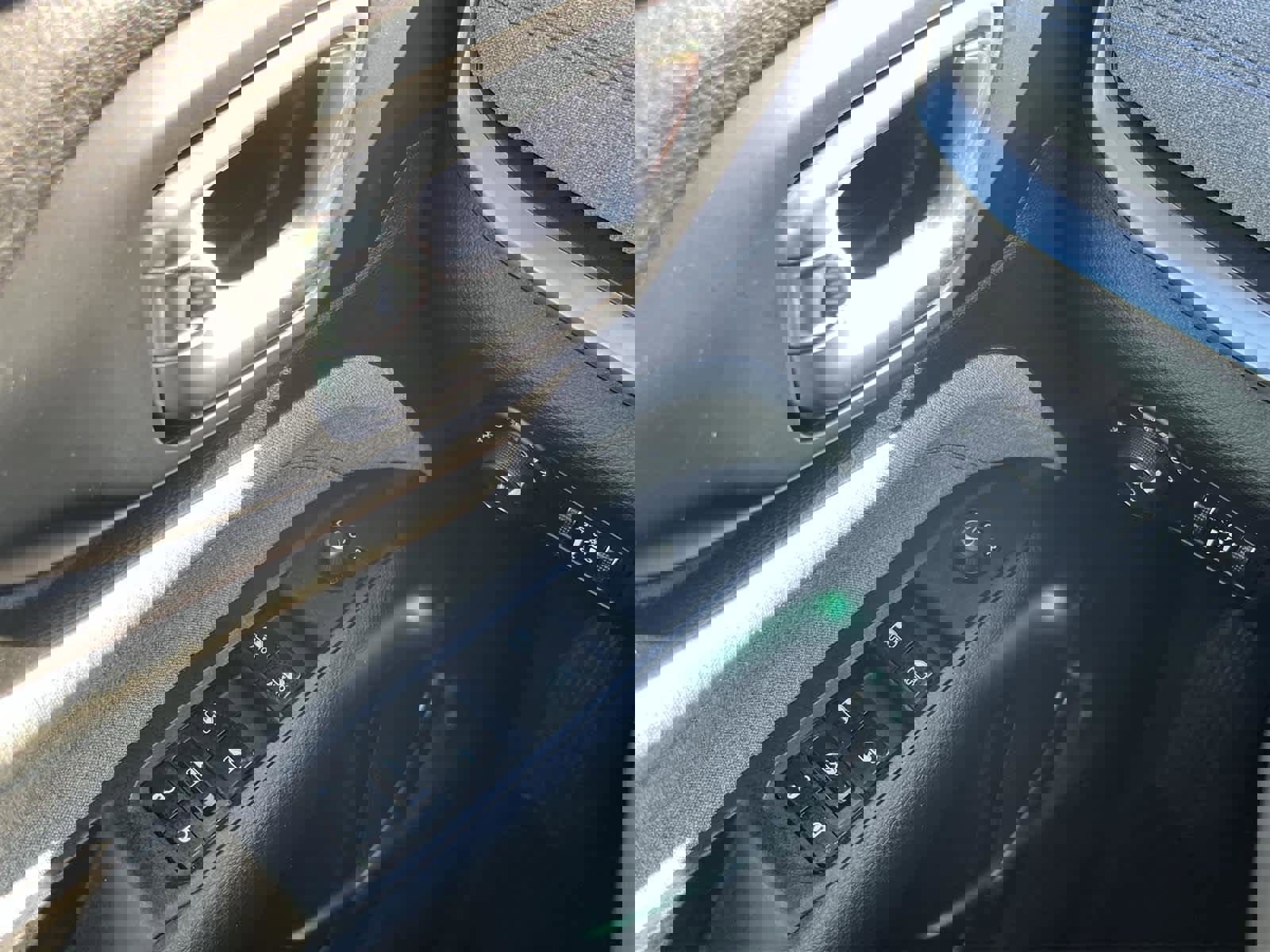 Used 2024 Jeep Compass Latitude image 23