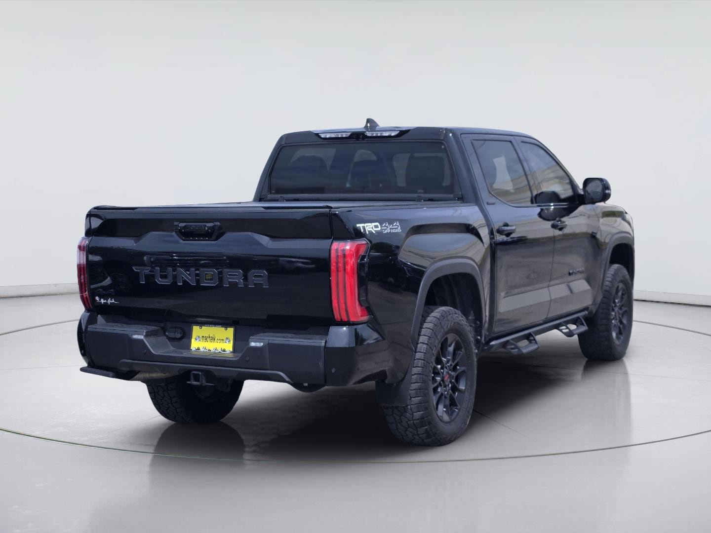 Used 2024 Toyota Tundra Limited w/ TRD Off-Road Package AWD/4WD image 8