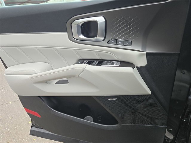 Certified 2025 Kia Sorento SX Prestige image 16