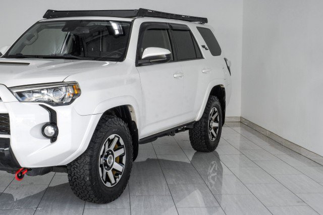 Used 2020 Toyota 4Runner TRD Off-Road AWD/4WD image 62