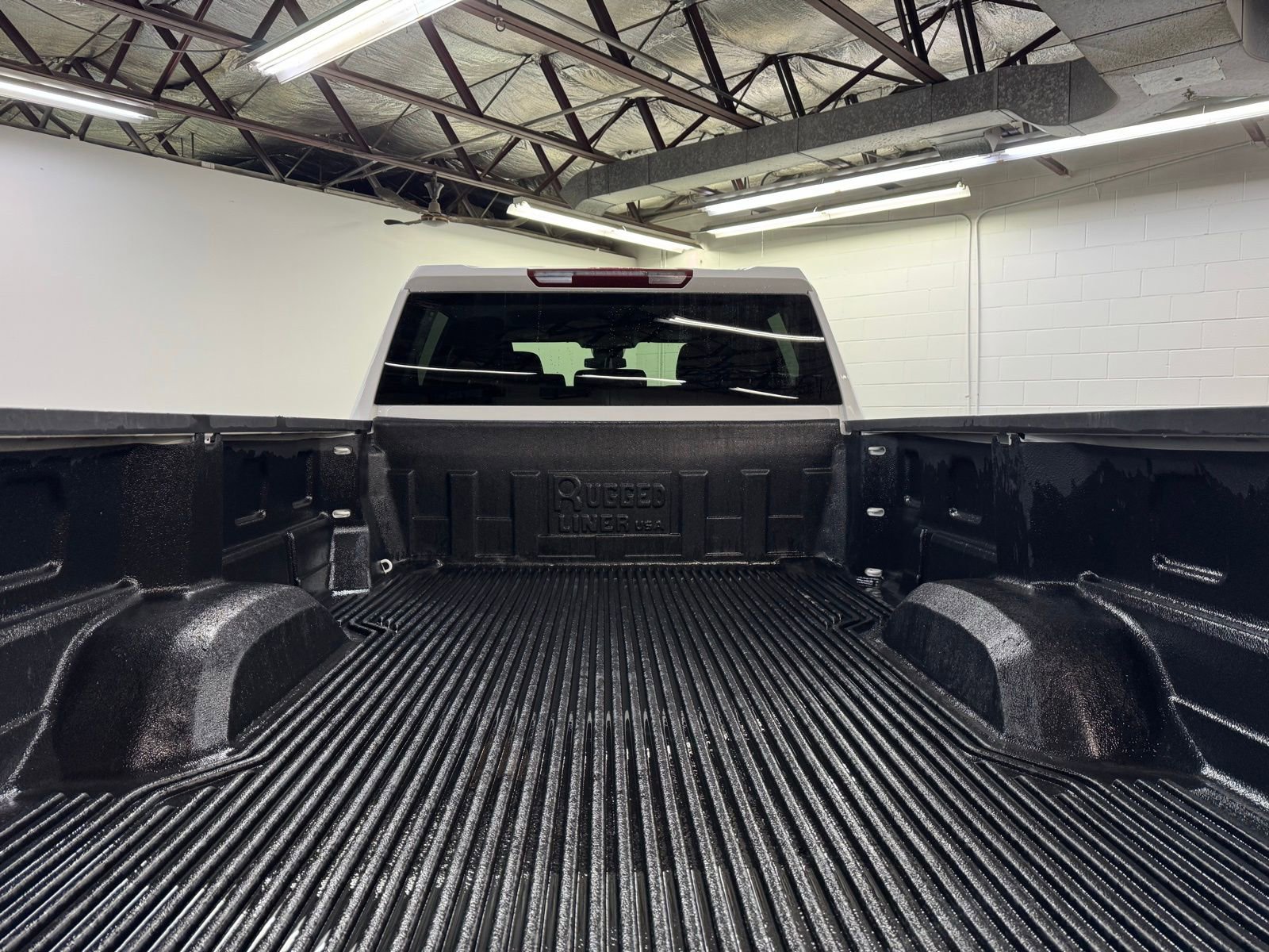 Used 2024 Chevrolet Silverado 3500 LT image 38