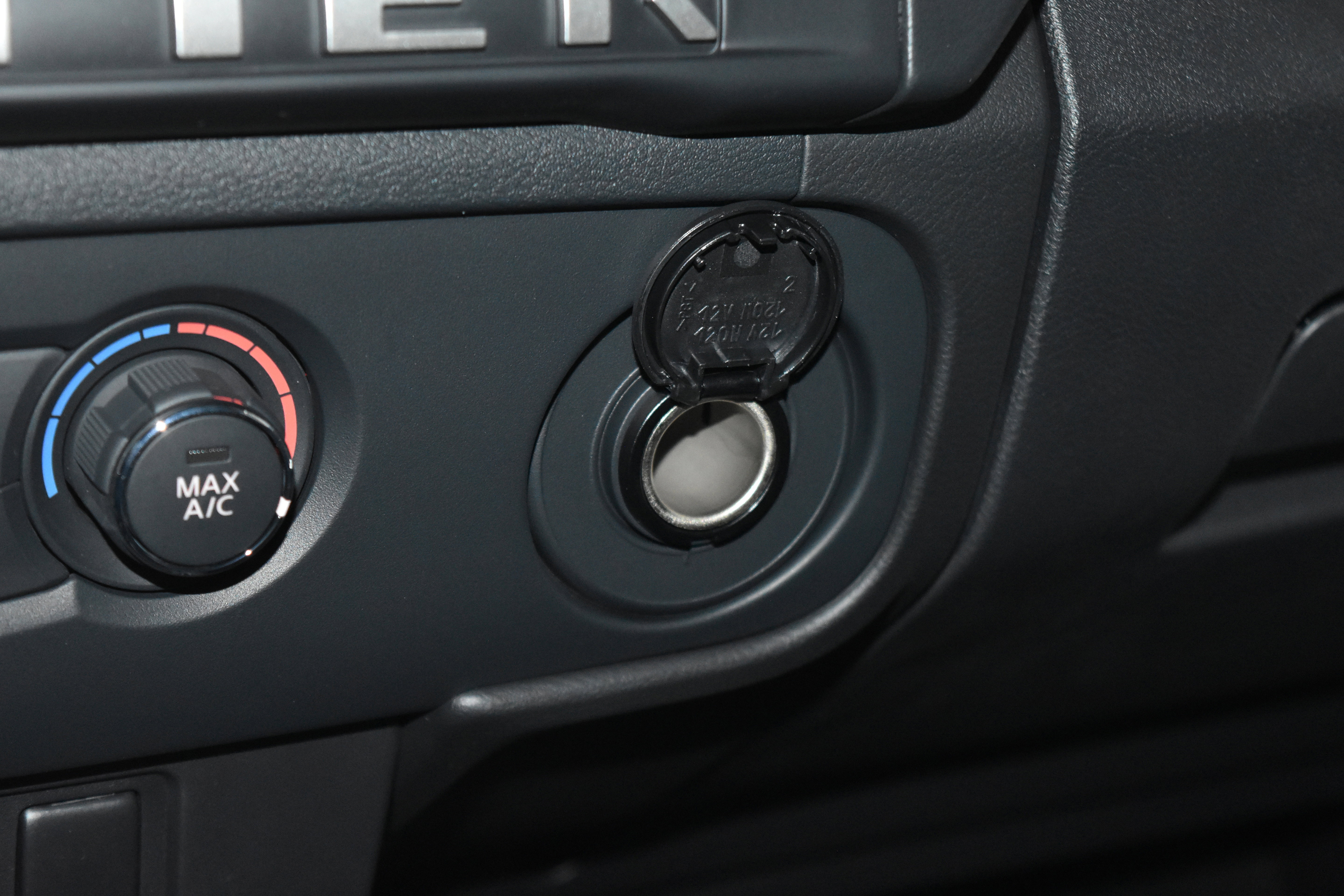 New 2026 Nissan Frontier SV w/ Tow Package image 12