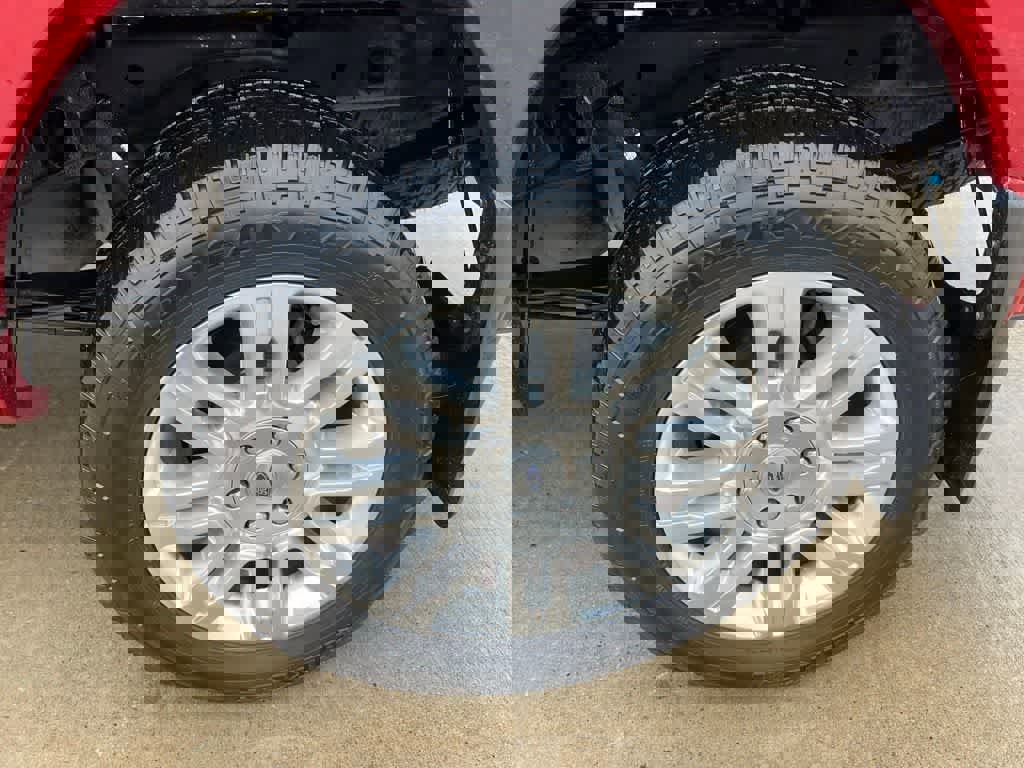 Used 2014 Ford F150 Platinum image 11