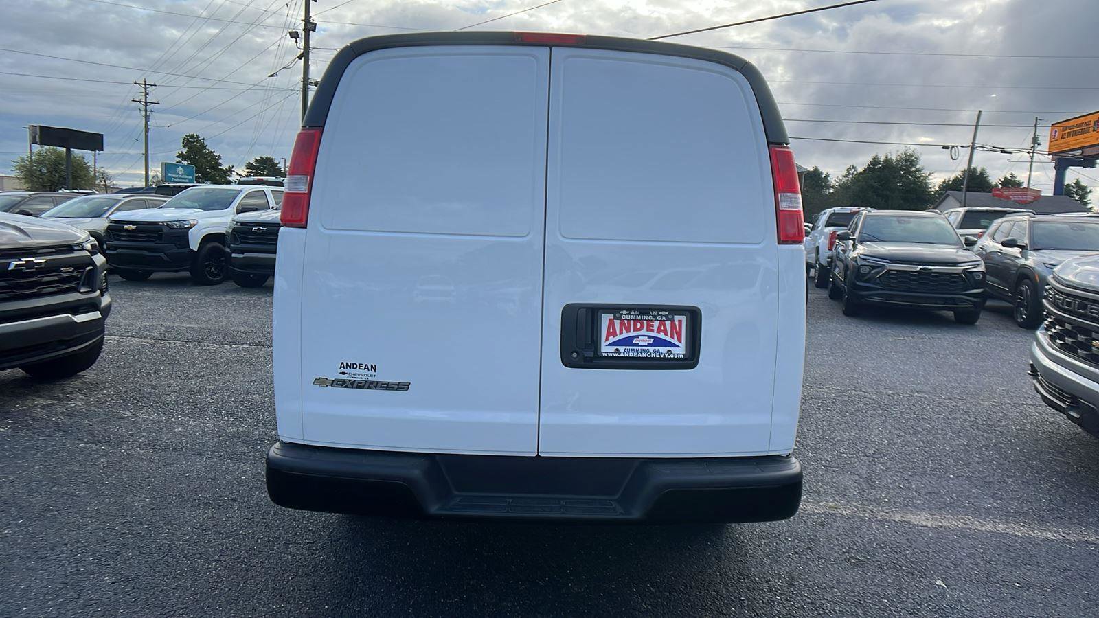 New 2025 Chevrolet Express 2500 w/ Communications Package image 6