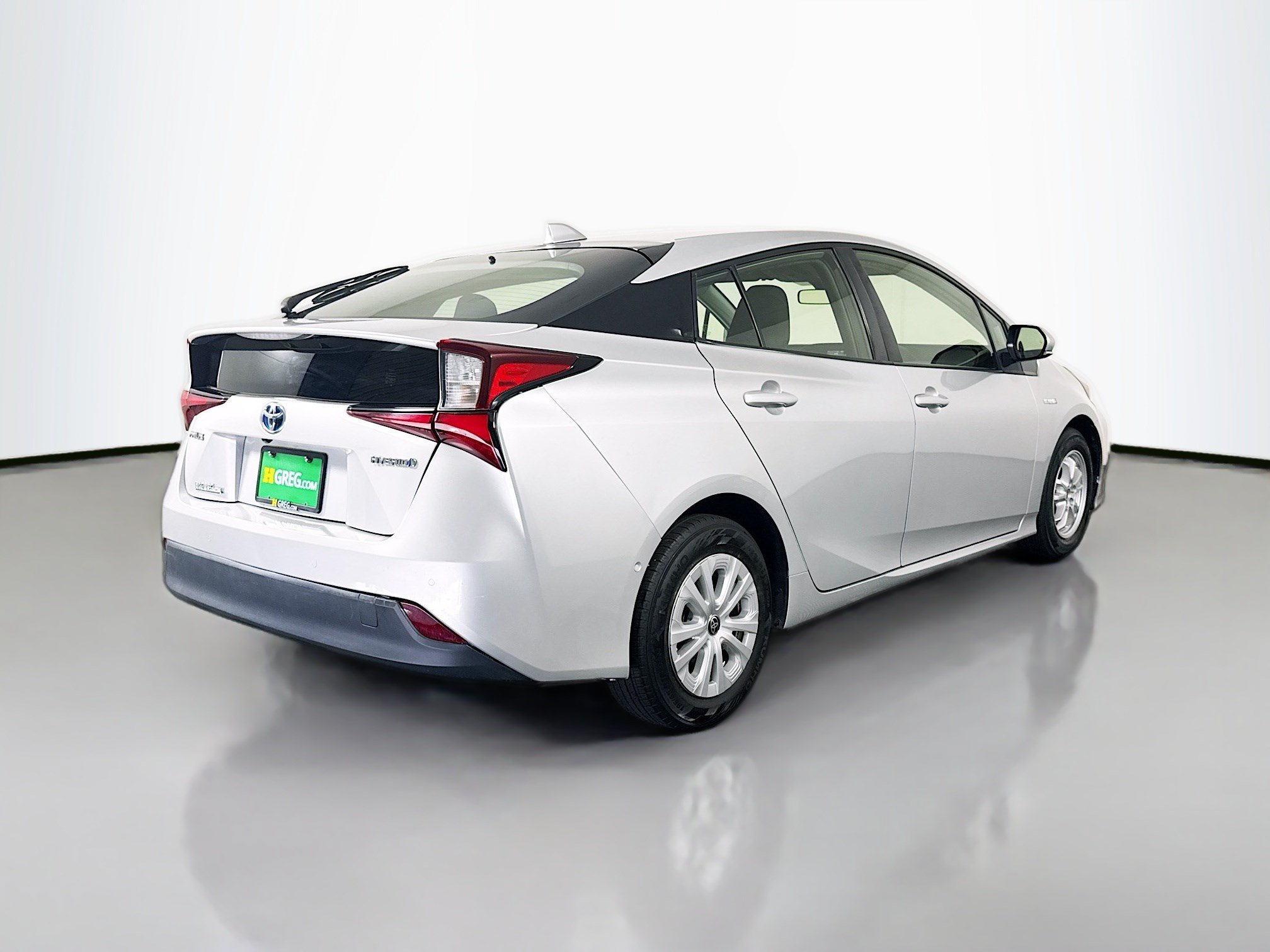 Used 2021 Toyota Prius LE FWD image 10