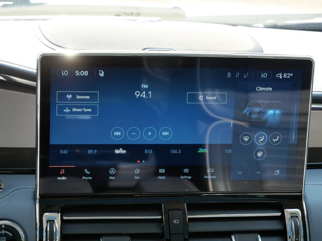Used 2024 Lincoln Navigator L Black Label AWD/4WD image 17