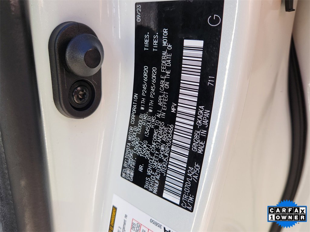 Used 2023 Toyota 4Runner Limited image 18