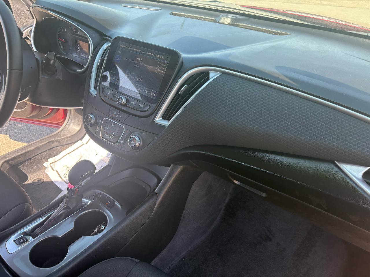 Used 2025 Chevrolet Malibu RS image 37