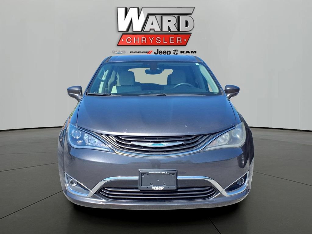 Used 2018 Chrysler Pacifica Touring Plus FWD image 6