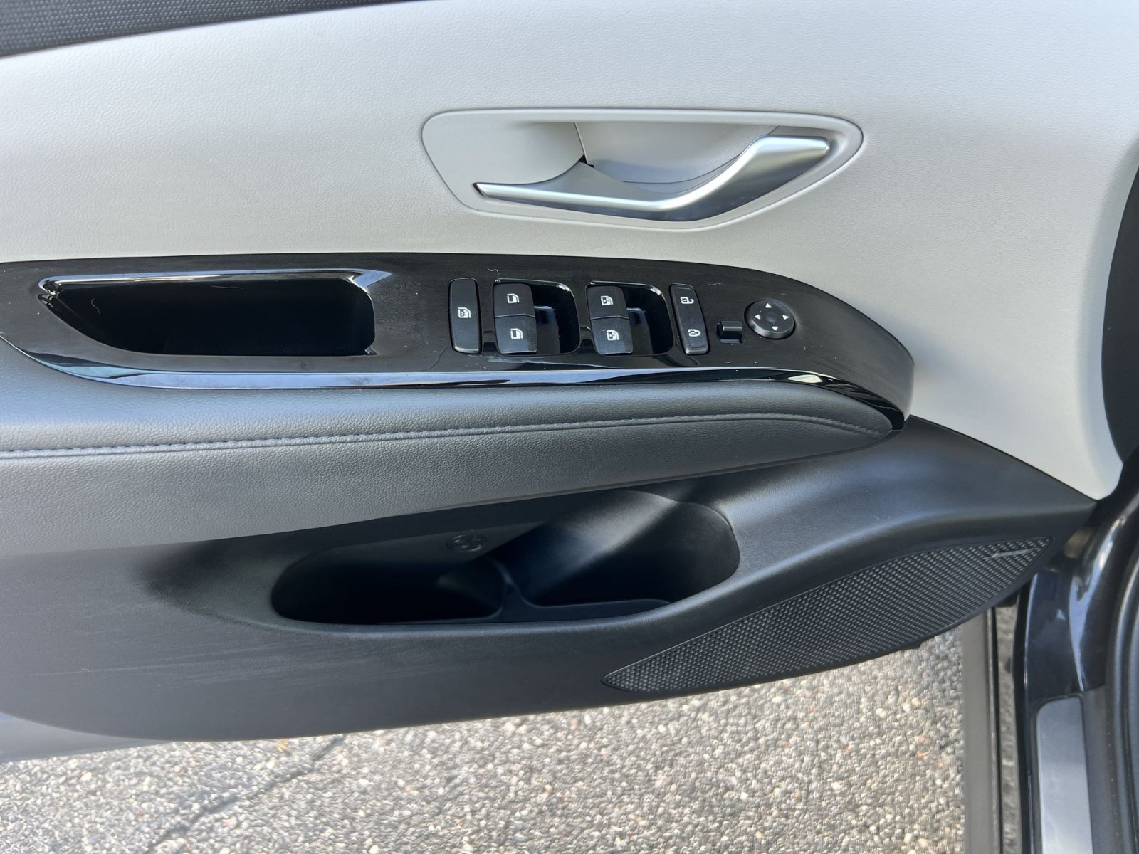 Used 2024 Hyundai Tucson Limited AWD/4WD image 15