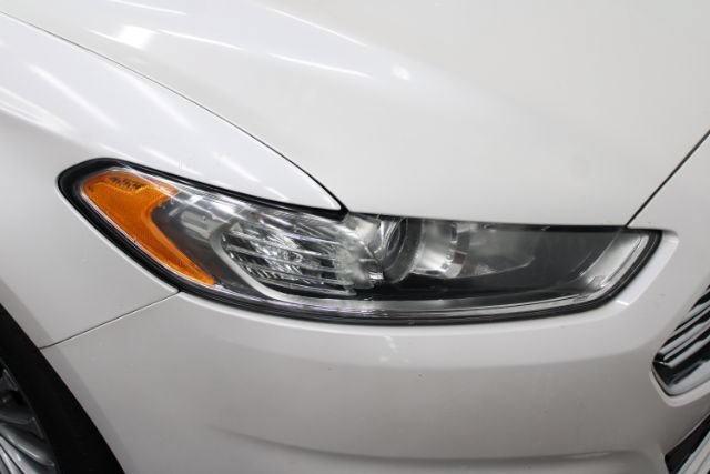 Used 2013 Ford Fusion Titanium w/ Titanium Driver Assist Pkg FWD image 28