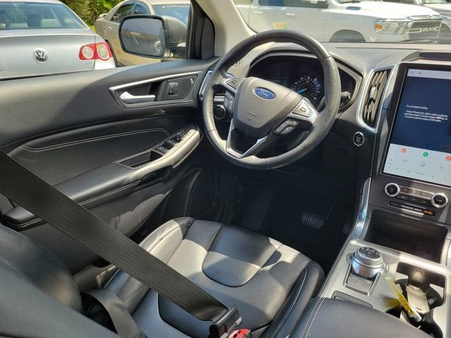 Used 2022 Ford Edge Titanium AWD/4WD image 22