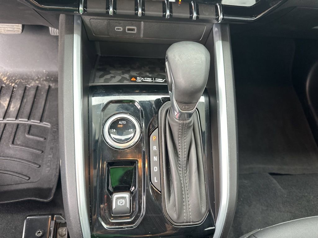 Used 2024 Chevrolet Colorado LT w/ LT Convenience Package III image 26