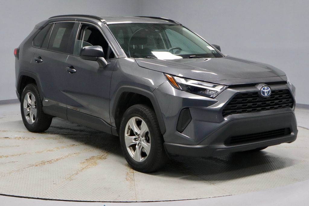 Used 2024 Toyota RAV4 LE AWD/4WD image 1