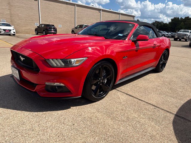 Used 2017 Ford Mustang GT Premium RWD image 3