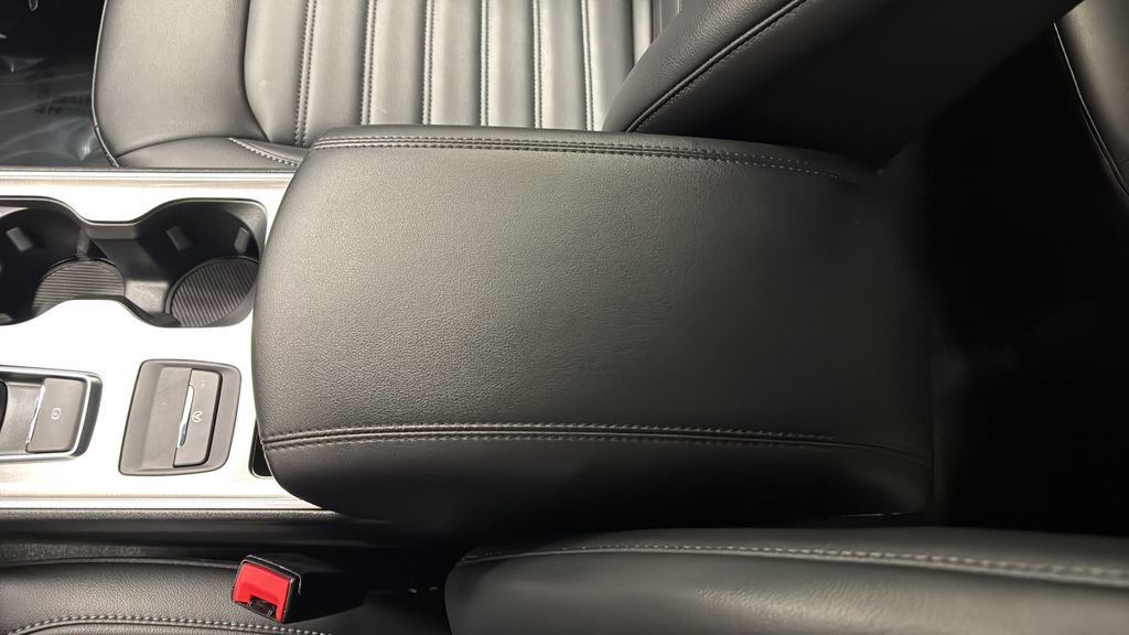 Used 2024 Ford Edge SEL w/ Convenience Package AWD/4WD image 20