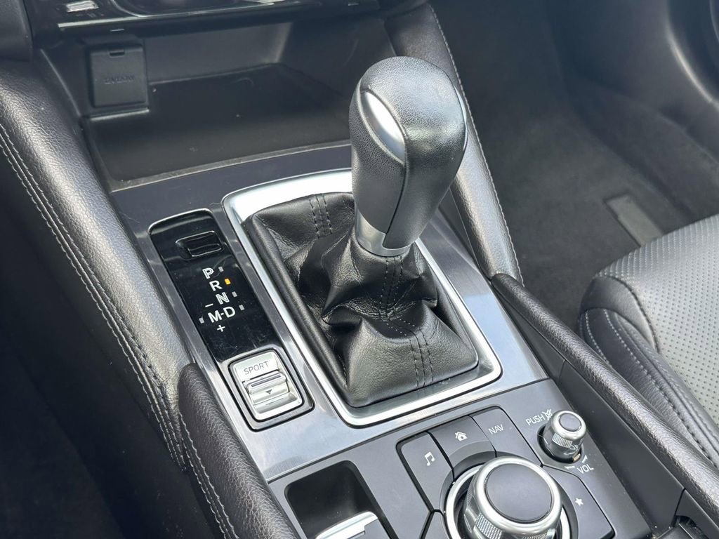 Used 2017 MAZDA MAZDA6 Touring w/ Touring Premium Package image 30