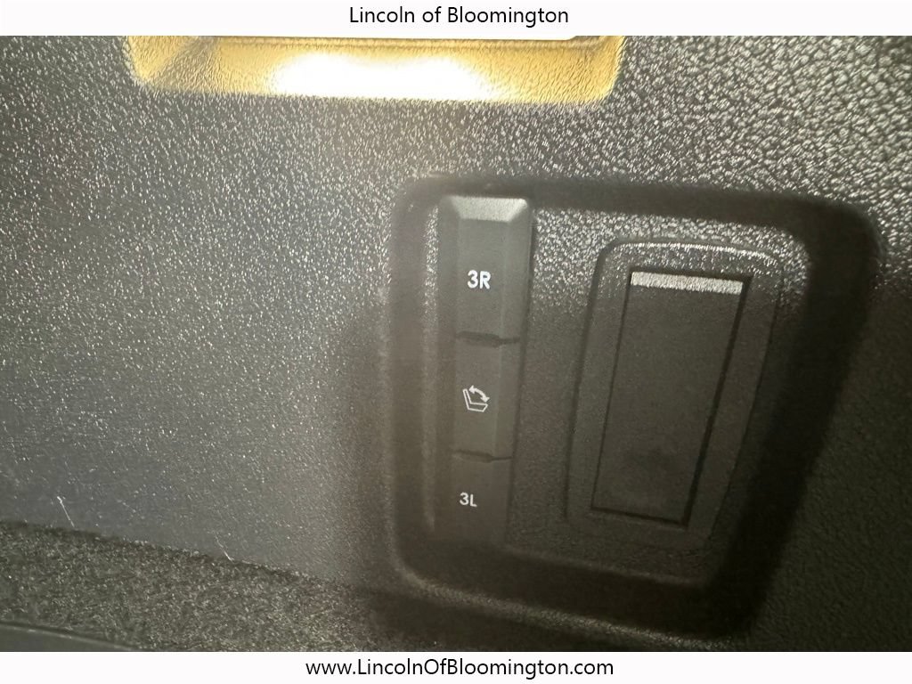 Certified 2023 Lincoln Aviator Grand Touring w/ Equipment Group 301A AWD/4WD image 35