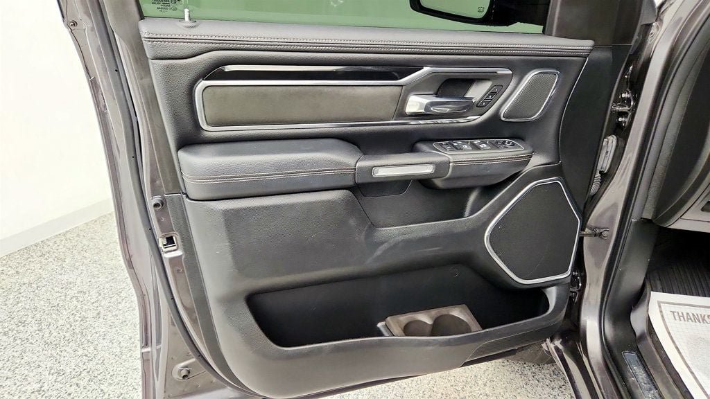 Used 2021 RAM 1500 Laramie AWD/4WD image 10