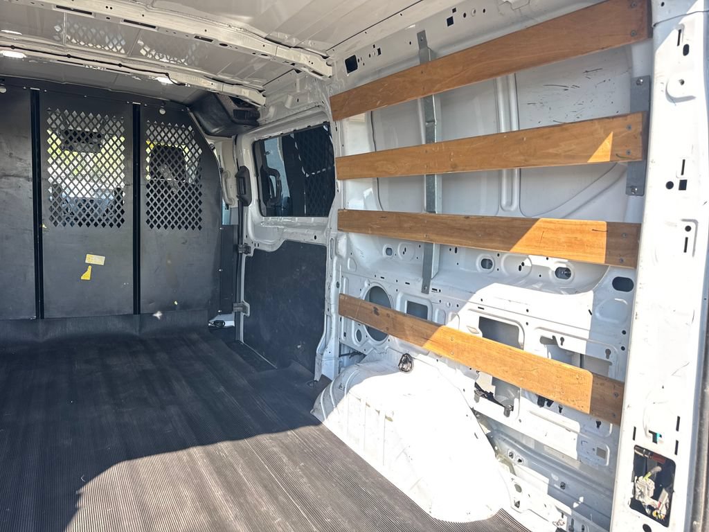 Used 2018 Ford Transit 250 130 Low Roof w/ Exterior Upgrade Package RWD image 10