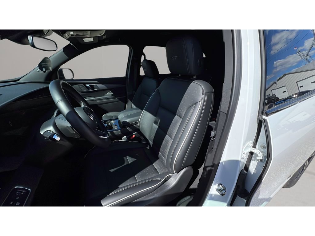 Certified 2025 Buick Enclave Sport Touring AWD/4WD image 24