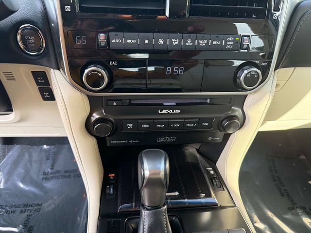 Used 2022 Lexus GX 460 Premium w/ Accessory Package AWD/4WD image 25