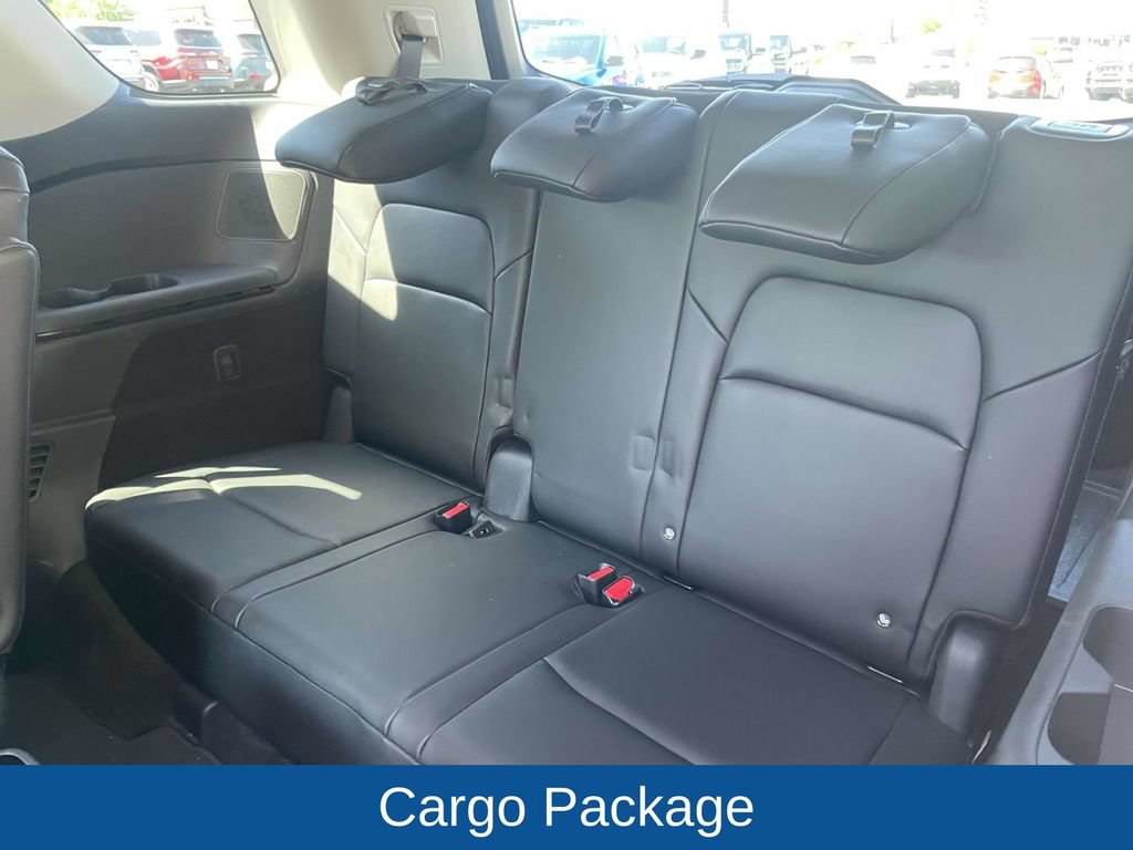 Used 2025 Nissan Pathfinder Platinum AWD/4WD image 22
