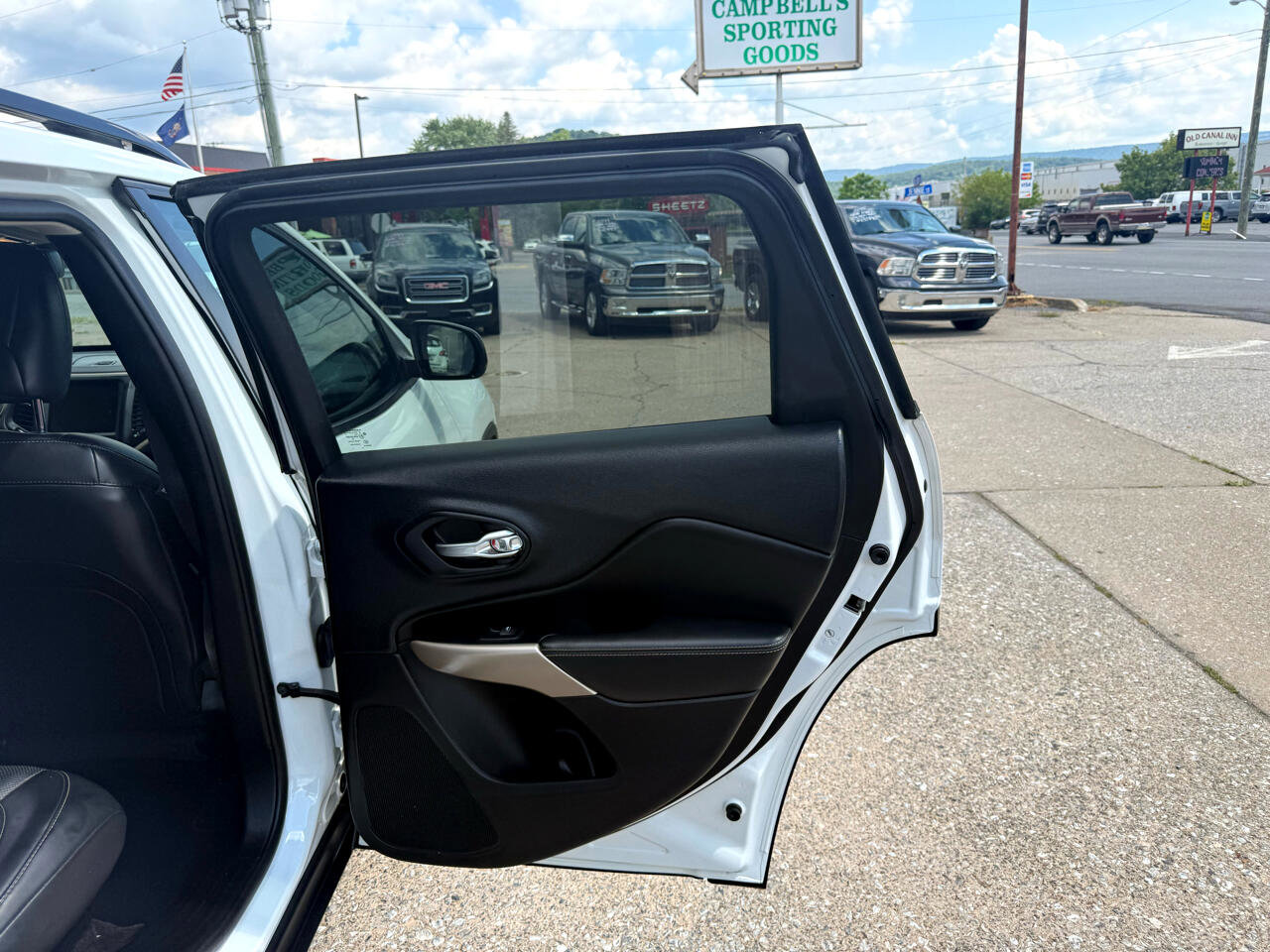 Used 2017 Jeep Cherokee High Altitude w/ Luxury Group image 69