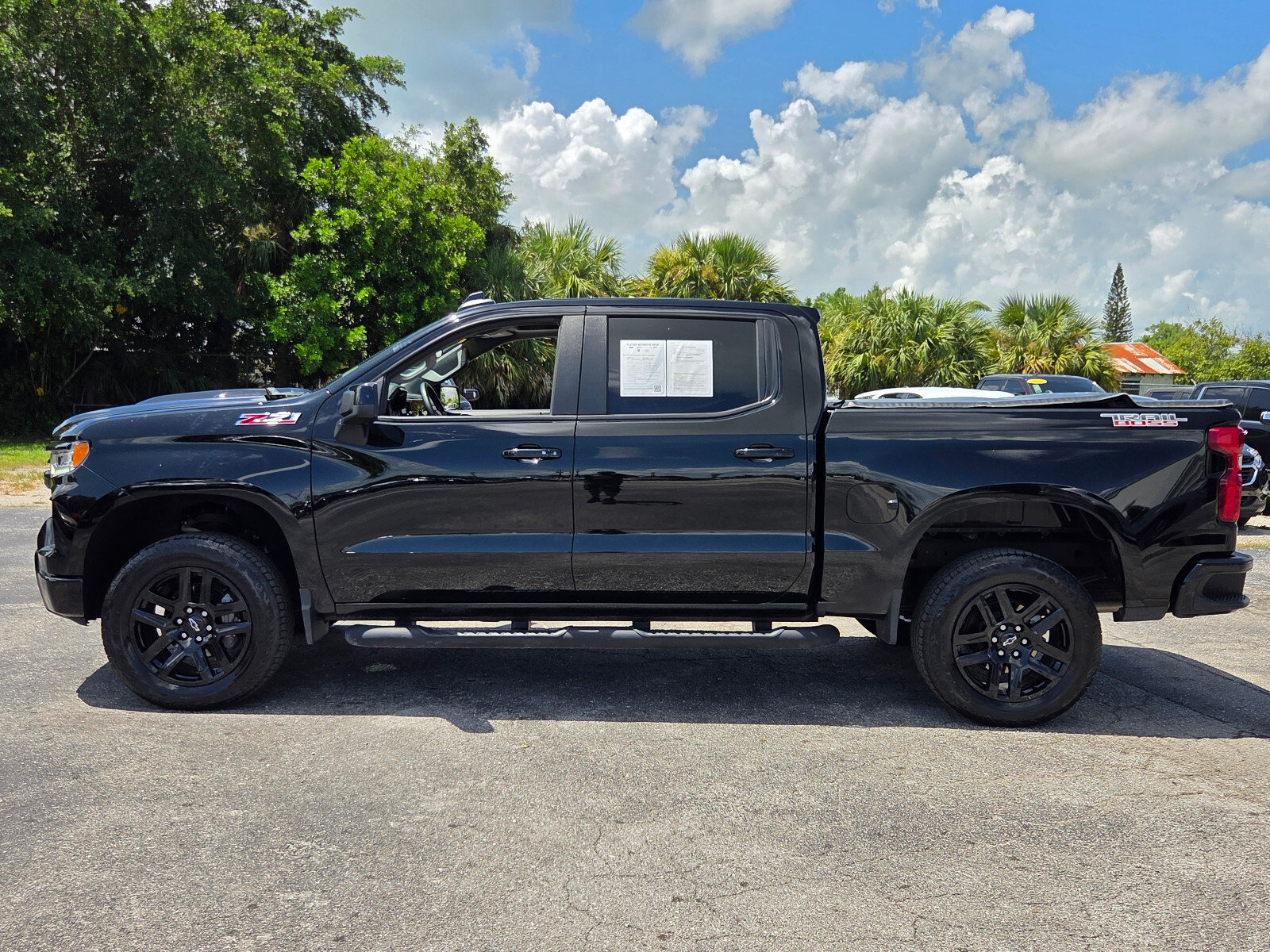 Certified 2025 Chevrolet Silverado 1500 LT Trail Boss w/ Convenience Package II AWD/4WD image 2