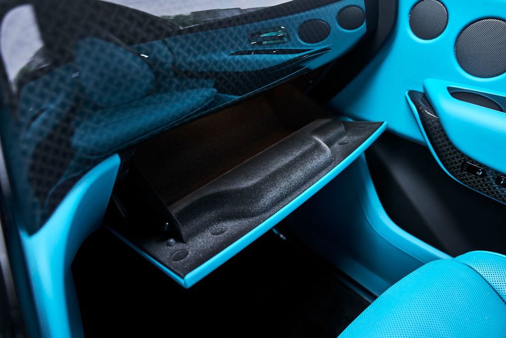 Used 2025 Rolls-Royce Cullinan Black Badge image 87