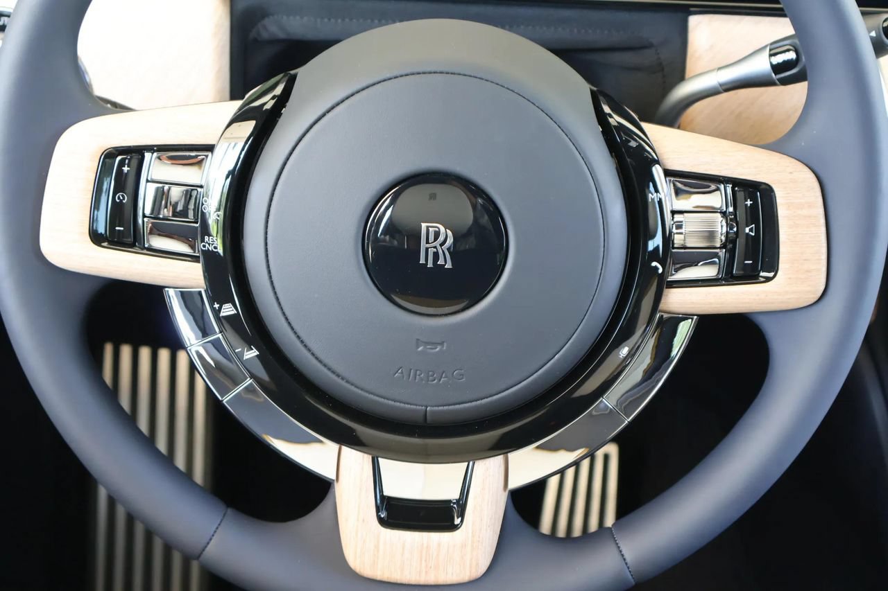 New 2026 Rolls-Royce Cullinan AWD/4WD image 23
