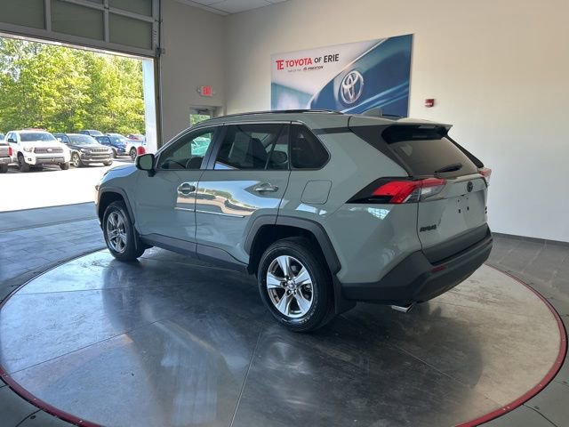 Used 2023 Toyota RAV4 XLE w/ Convenience Package AWD/4WD image 5
