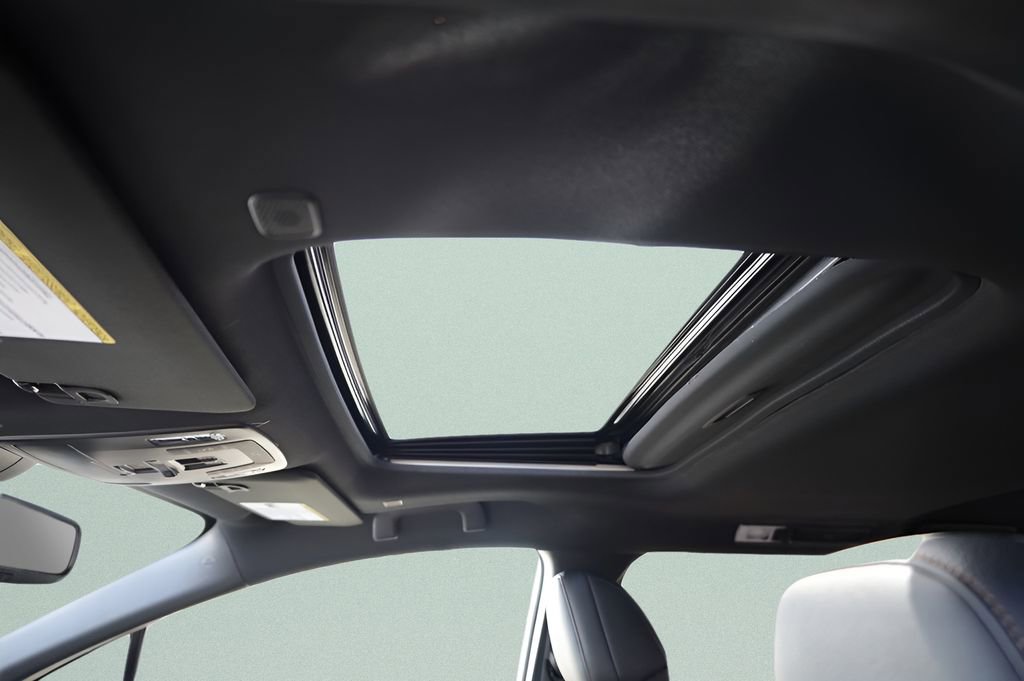 New 2026 Toyota Sienna XLE Woodland Edition AWD/4WD image 13