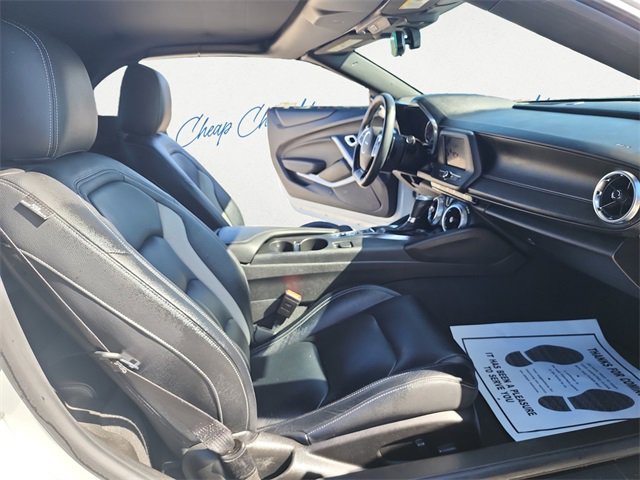 Used 2021 Chevrolet Camaro LT image 13